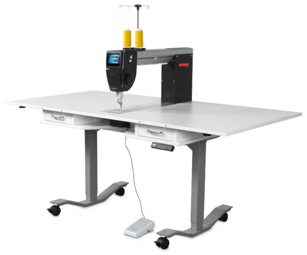 Bernina Q 16
