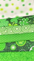 Forever Green Table Runner Kit