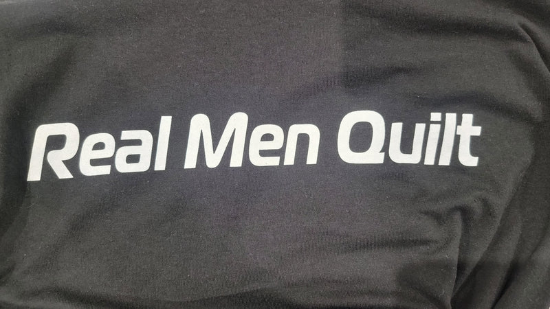 T-Shirt - Real Men Quilt